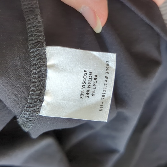 Eileen Fisher stretchy knit pencil skirt - Picture 4 of 4